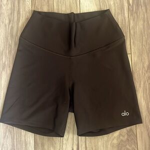 Alo Airlift Energy Short